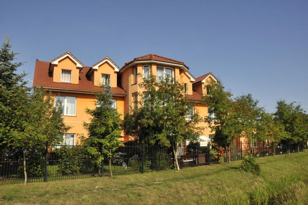 Residenz Saturn Apartment Leba Exterior photo